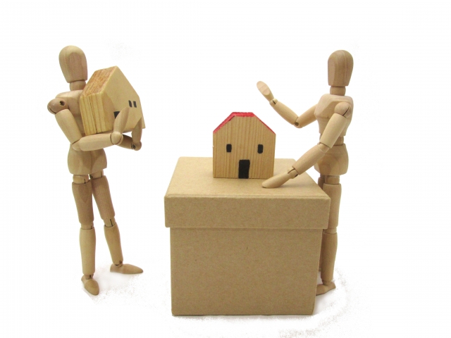 住まいの買い換えで利用する「つなぎ融資」とは
