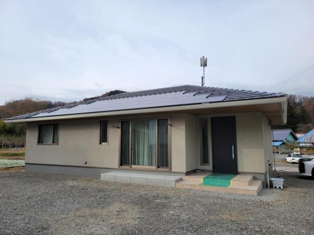 広い敷地でのびのび暮らす家(H様邸)